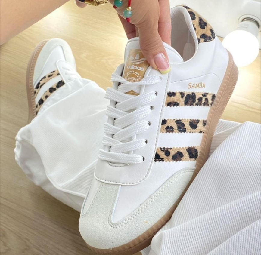 ADIDAS SAMBA