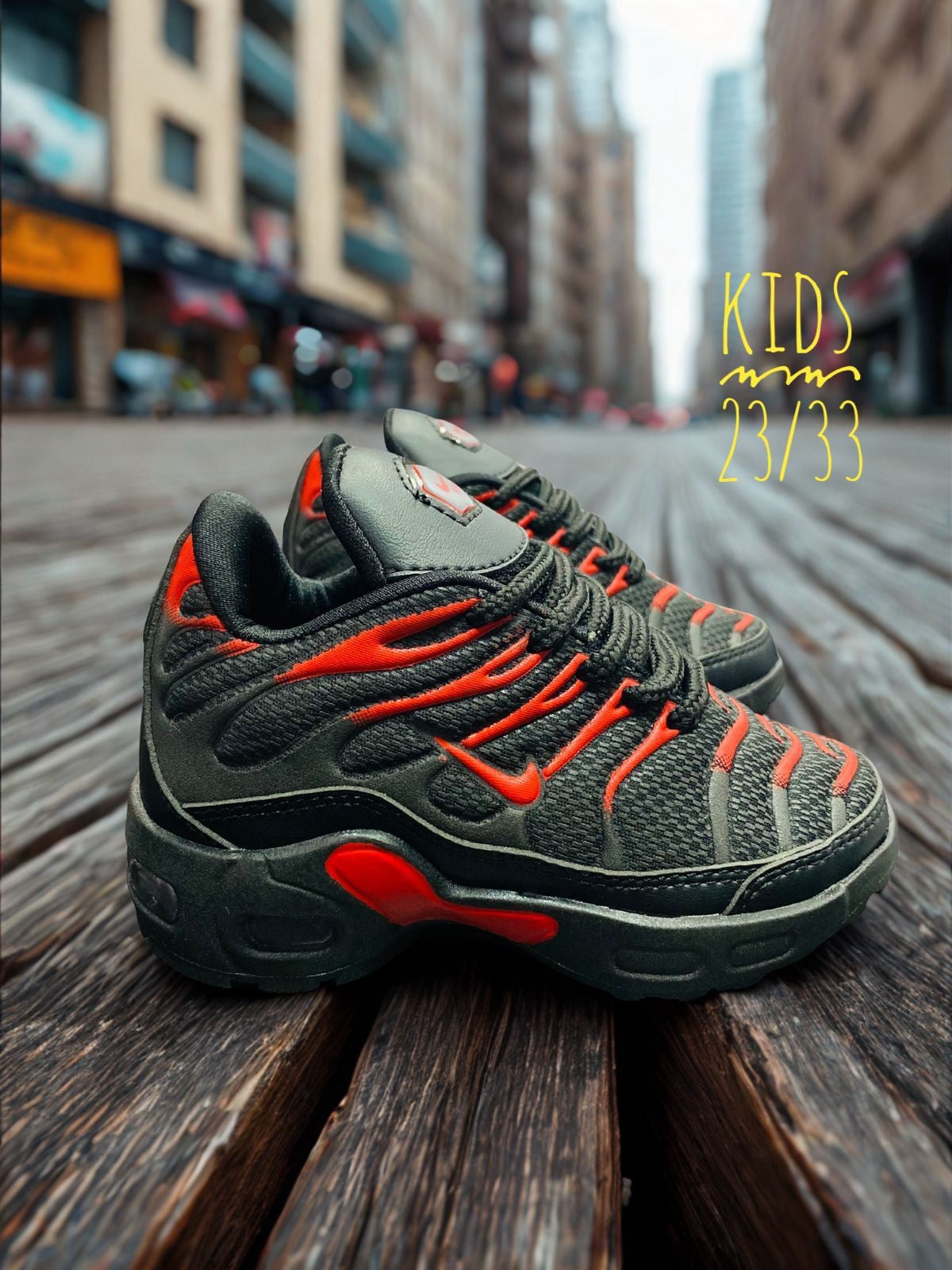 NIKE AIR MAX TN PARA NIÑOS