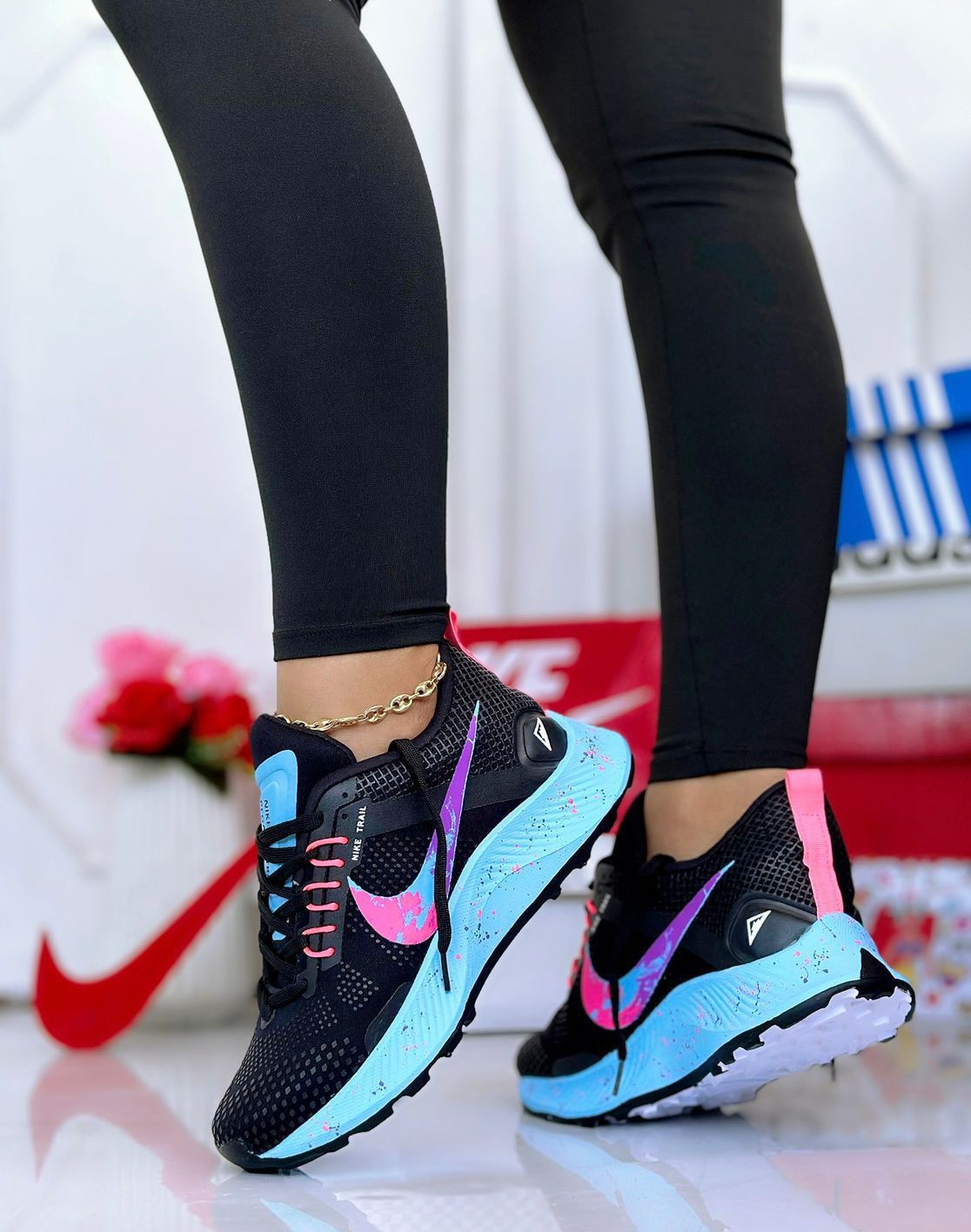 NIKE PEGASUS