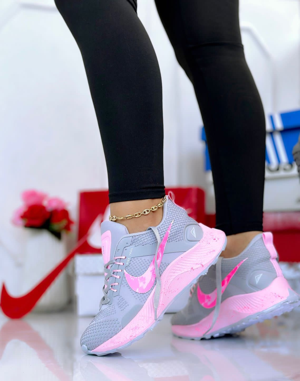 NIKE PEGASUS