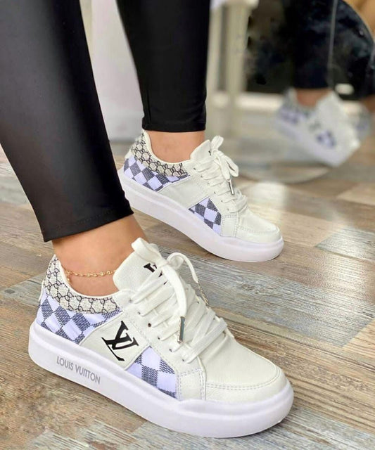 LOUIS VUITTON CASUAL