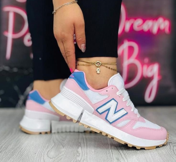 NEW BALANCE MOVEA