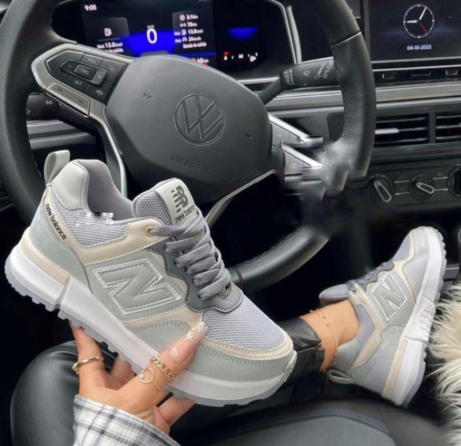 NEW BALANCE SENDE