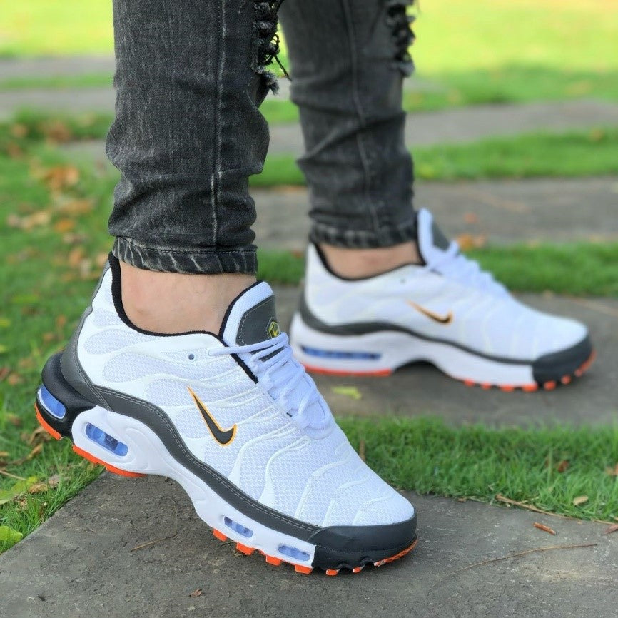 NIKE AIR MAX TN