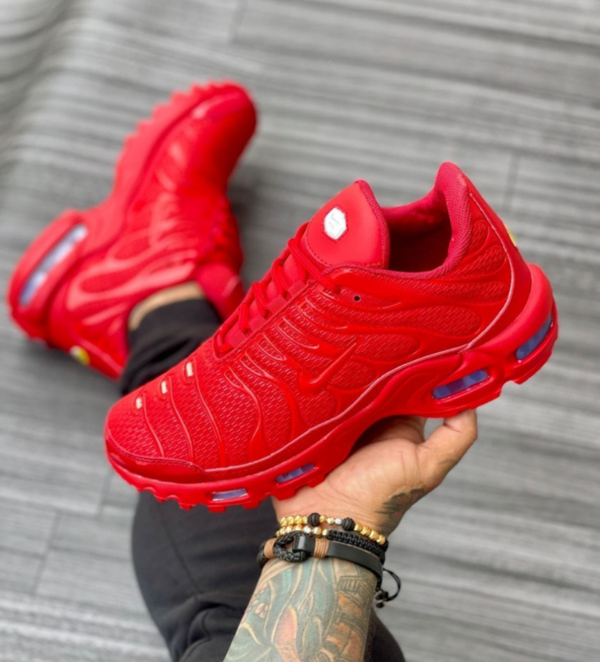 NIKE AIR MAX TN
