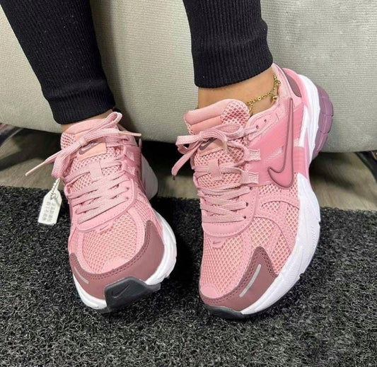 NIKE V2K