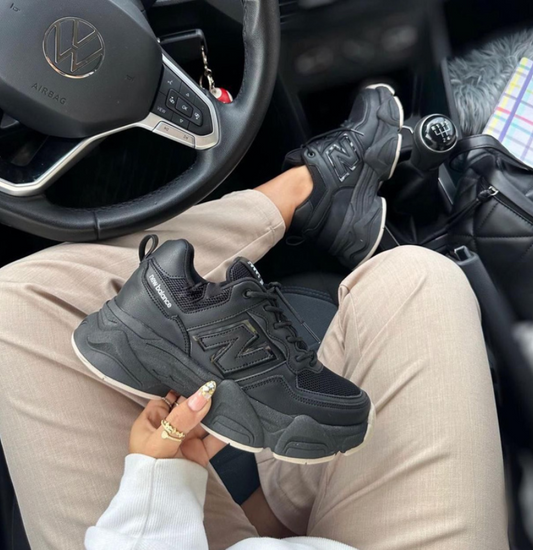 NEW BALANCE ZYRA