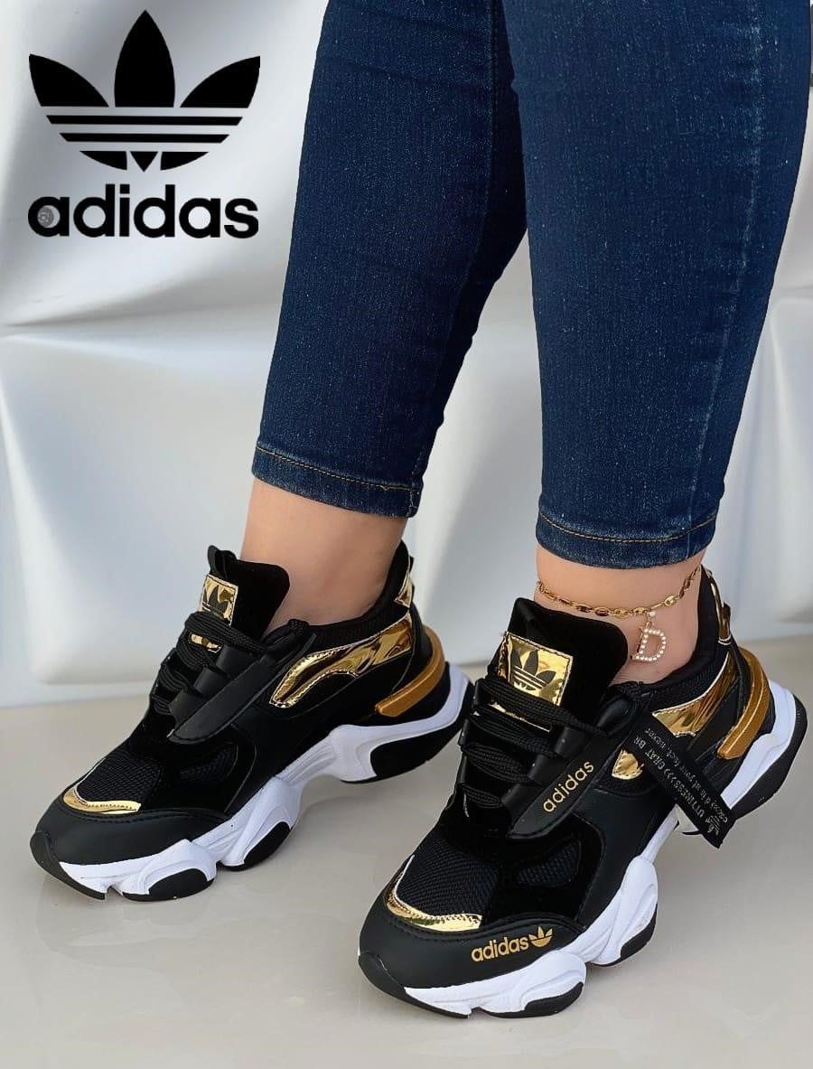 ADIDAS CORAZÓN
